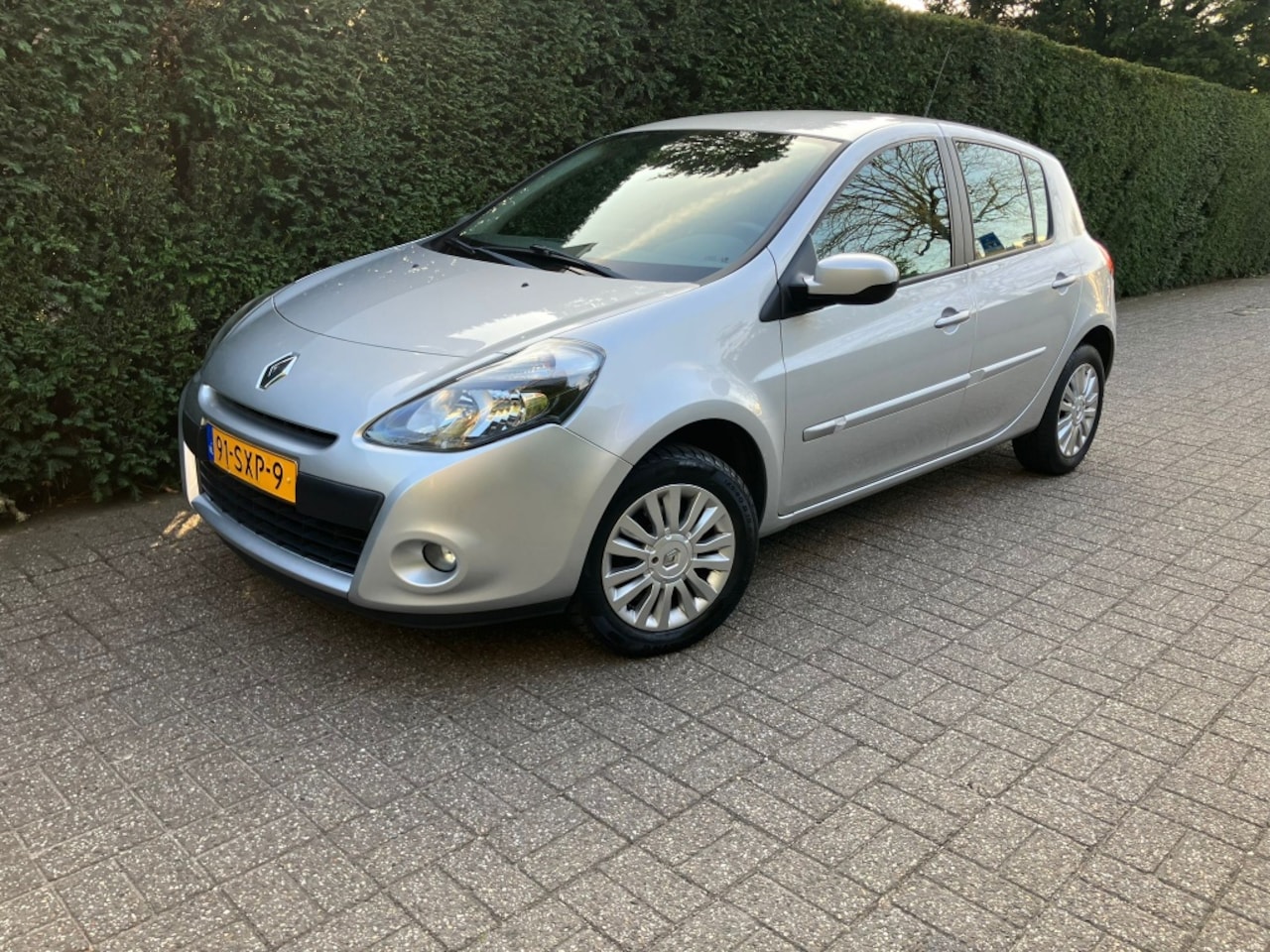 Renault Clio - 1.2 Collection 1.2 Collection - AutoWereld.nl
