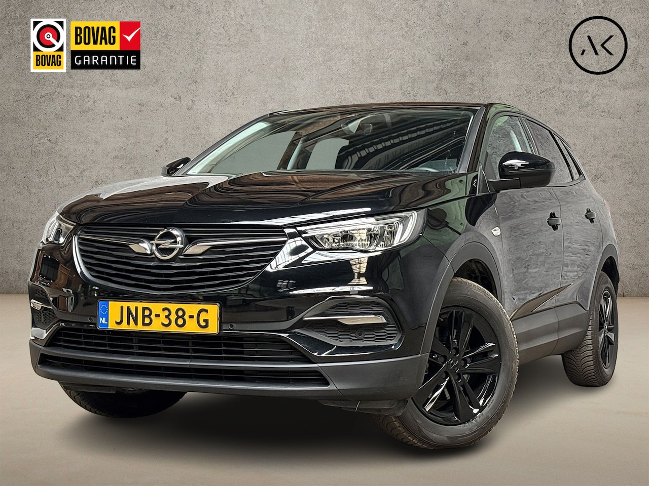 Opel Grandland X - 1.2 Turbo Sport Automaat (APPLE CARPLAY, BLACK PACK, GROOT NAVI, LM VELGEN, GETINT GLAS, S - AutoWereld.nl