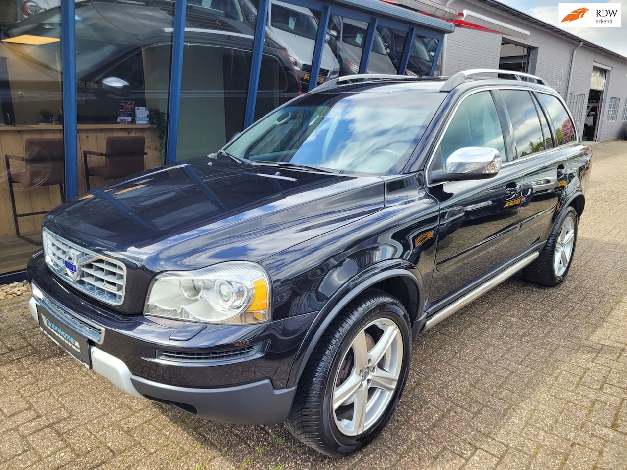 Volvo XC90 - 3.2 R-Design 7 PERSOONS / LEER / NAVI - AutoWereld.nl