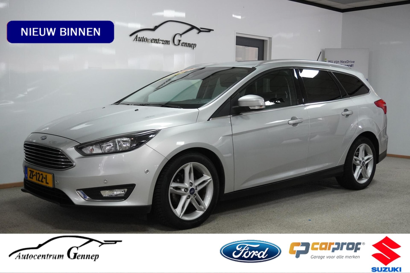Ford Focus Wagon - 1.0 Titanium | 17'' | Winterpack | - AutoWereld.nl
