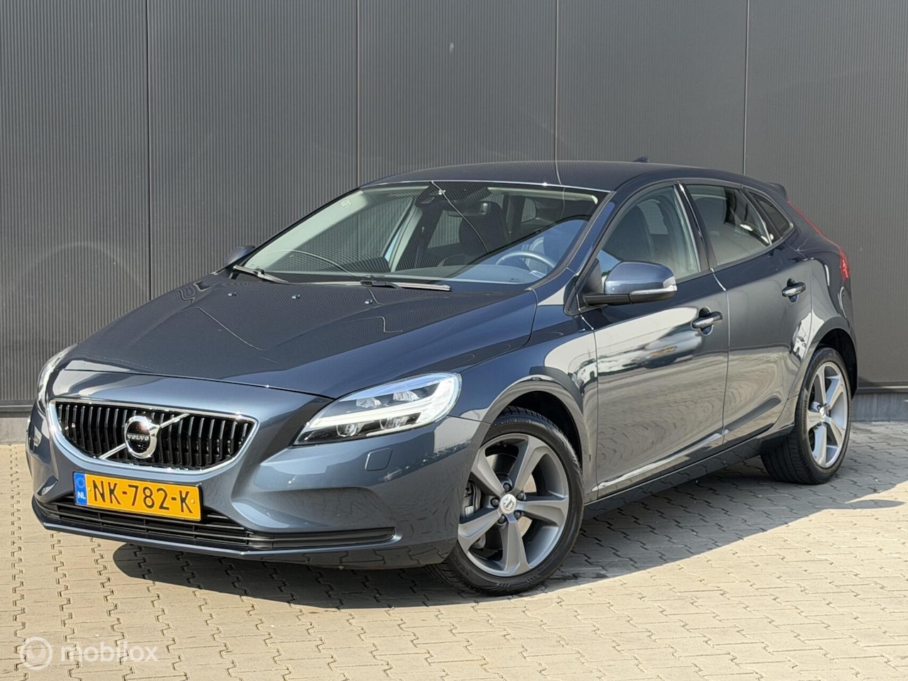 Volvo V40 - 1.5 T3 Nordic+ | CRUISE | TREKHAAK | AUTOMAAT| - AutoWereld.nl