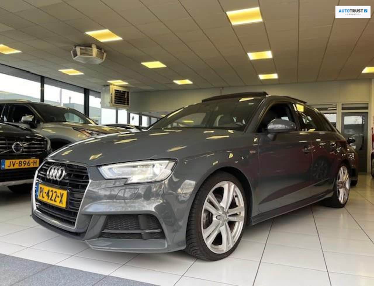 Audi A3 Sportback - 1.4 TFSI CoD Sport S Line Edition/Panoramadak/Apple Carplay/Automaat/Navi/Cruise/Airco - AutoWereld.nl