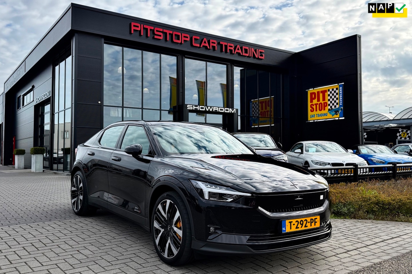 Polestar 2 - Long Range Dual Motor Performance Plus 82 kWh, 476 PK, Leder, Pano, Stoelkoeling SOH 96.5% - AutoWereld.nl