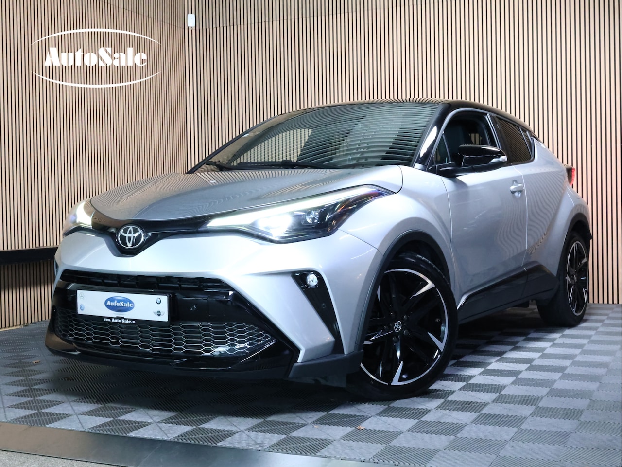 Toyota C-HR - 1.8 Hybrid GR-Sport FULL OPTIONS met Slechts 41.000 km '22 - AutoWereld.nl