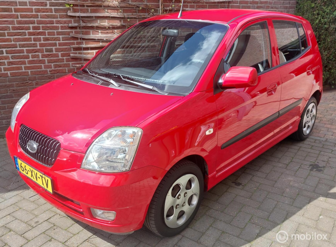Kia Picanto - 1.0 Bling Airconditioning(Nieuwe APK 13-06-2027) - AutoWereld.nl