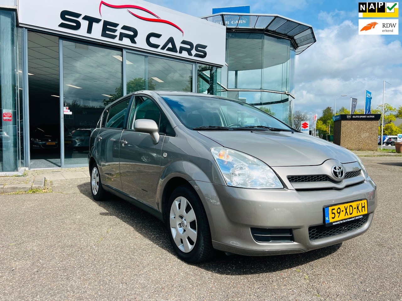 Toyota Verso - 1.8 VVT-i Terra 7p|Automaat|Airco|Trekhaak|P Sensor| - AutoWereld.nl