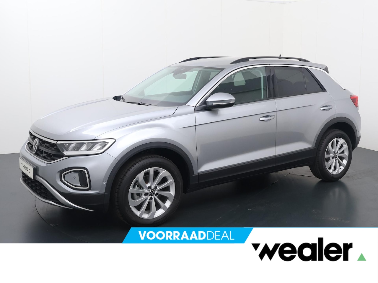 Volkswagen T-Roc - Life Edition 1.0 85 kW / 116 pk TSI SUV 6 versn. H and | Navigatie | Climatronic | Stoel p - AutoWereld.nl