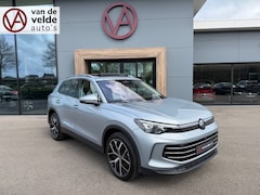 Volkswagen Tiguan - 1.5 eHybrid Elegance 204pk | Panoramadak | Trekhaak | 20" Velgen | 360 Camera | Dode hoek