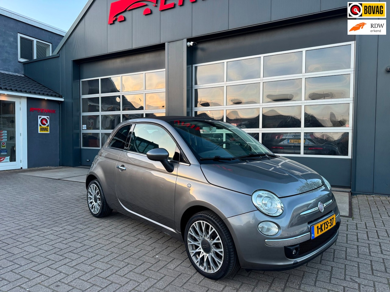 Fiat 500 C - 0.9 TwinAir Rock / Sportleder / Xenon / Active Sound . - AutoWereld.nl