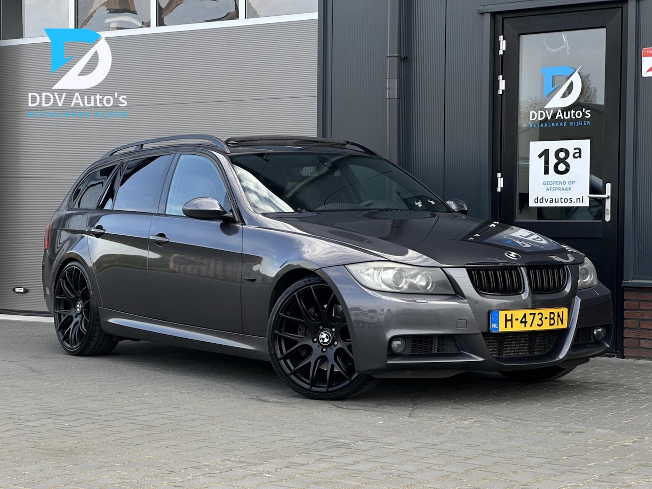 BMW 3-serie Touring - 335i/306pk Executive|Automaat|M Pakket|Pano|PDC|Climate|Cruise|Stoelverwarming|Navi|20" LM - AutoWereld.nl
