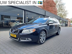 Volvo V70 - 2.0T R-Edition Dealer onderhouden Origineel NL Stoelverwarming Navi Clima 19 inch Trekhaak