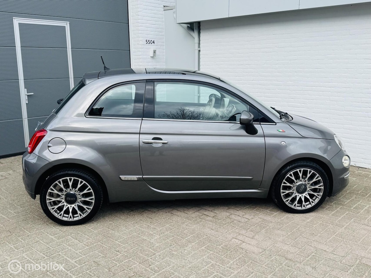 Fiat 500 - 0.9 Lounge Pano Clima 16 inch - AutoWereld.nl