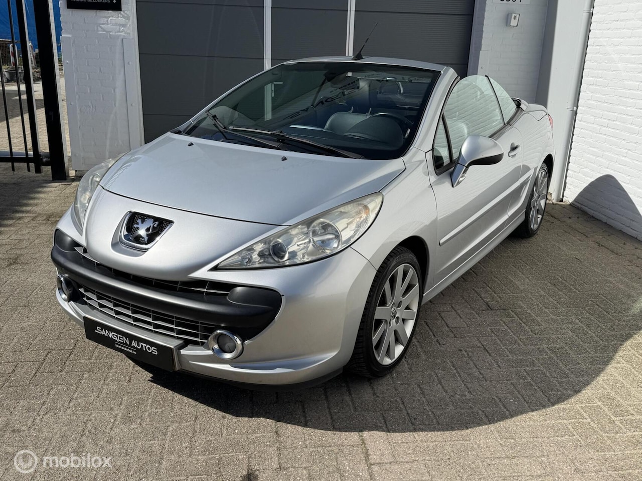 Peugeot 207 CC - 1.6-16V T Roland Garros 1.6-16V T Roland Garros - AutoWereld.nl