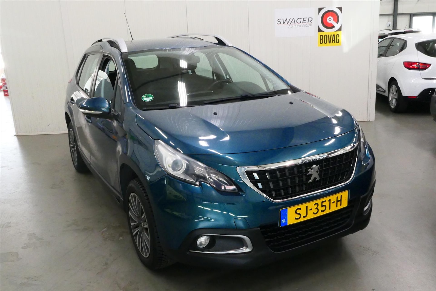 Peugeot 2008 - 1.2 PureTech Active 1.2 PureTech 110pk Active (Goed onderhouden) - AutoWereld.nl