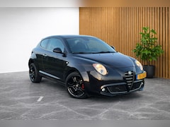 Alfa Romeo MiTo - 1.4T Sport (CRUISE CONTROL, PARKEERSENSOREN, AIRCO, ELEKT RAMEN, MULTIMEDIA, ZWARTE VELGEN