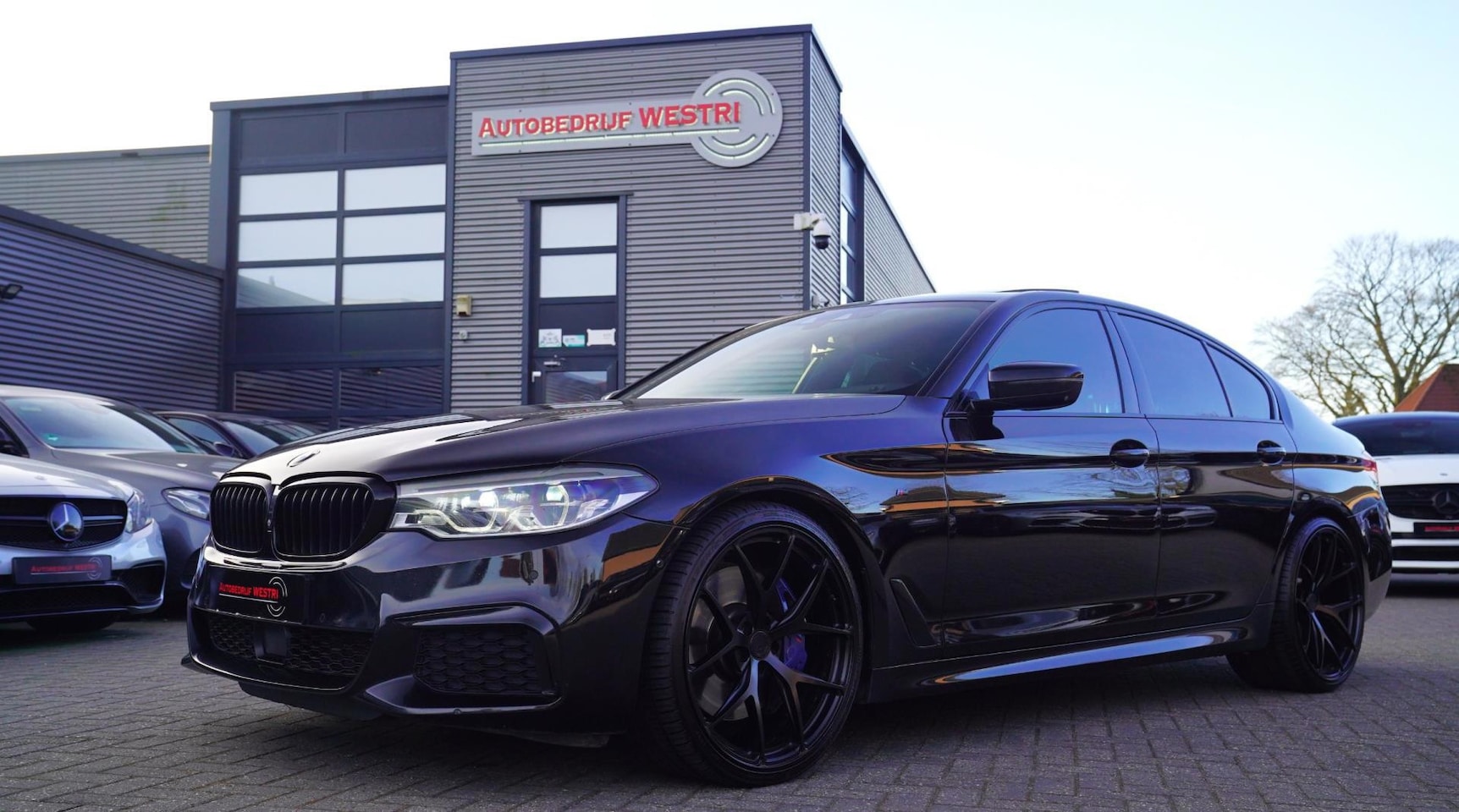 BMW 5-serie - M550d xDrive| Schuifdak | Stoelkoeling | Adaptieve Cruise control | 400 PK | Luxe Nappa Le - AutoWereld.nl