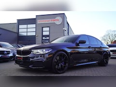 BMW 5-serie - M550d xDrive| Schuifdak | Stoelkoeling | Adaptieve Cruise control | 400 PK | Luxe Nappa Le