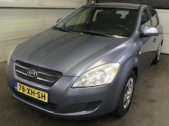 Kia Cee'd - 1.4 X-tra - Airco - Mooie Auto