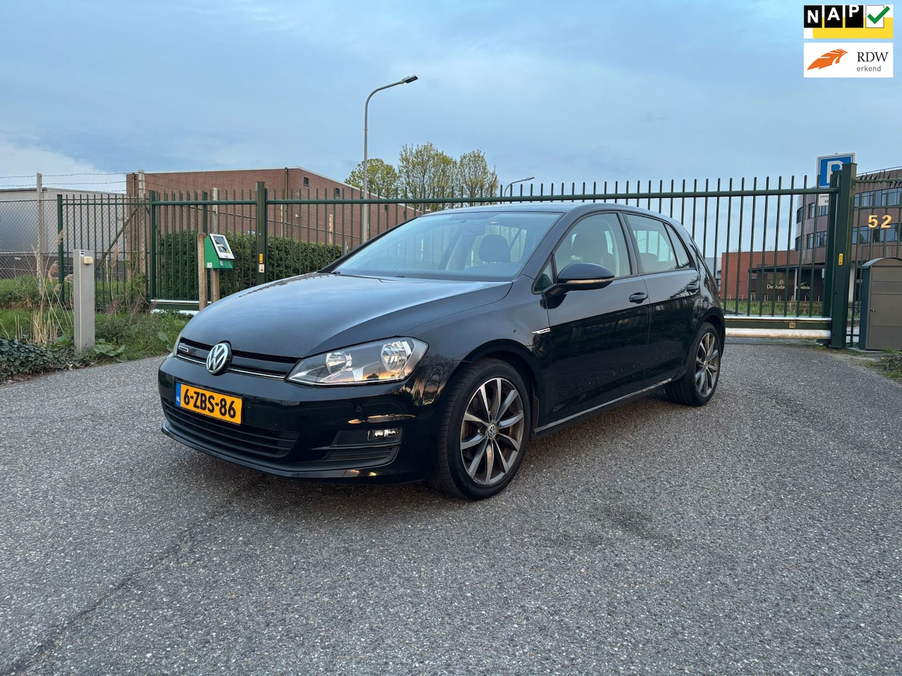 Volkswagen Golf Plus - 1.6 TDI Trendline Plus BlueMotion Airco! Apk! Nap!!! - AutoWereld.nl
