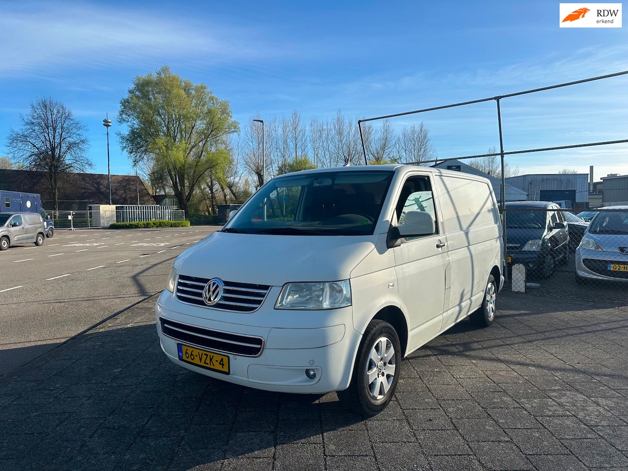Volkswagen Transporter - 1.9 TDI 300 T800 Airco PDC Trekhaak NAP 2009!!! - AutoWereld.nl