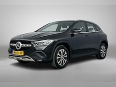 Mercedes-Benz GLA-Klasse - GLA 250e Automaat Style Plus Line | LED | Camera | MBUX Multimedia | Climate Control | Zit