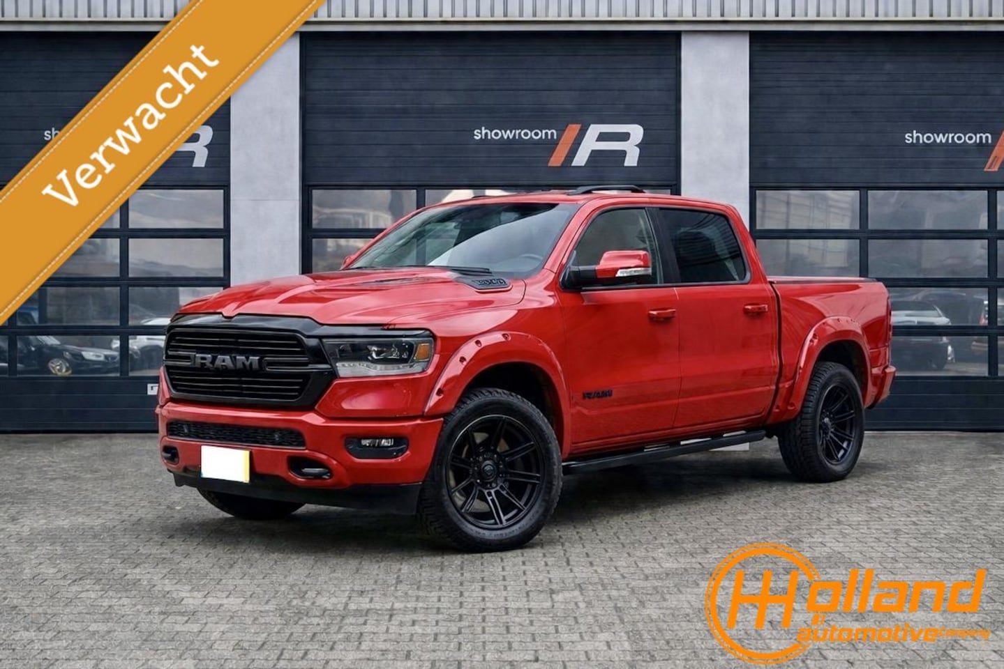 Dodge Ram 1500 - 4X4 5.7 V8 4x4 Crew Cab Sport - AutoWereld.nl