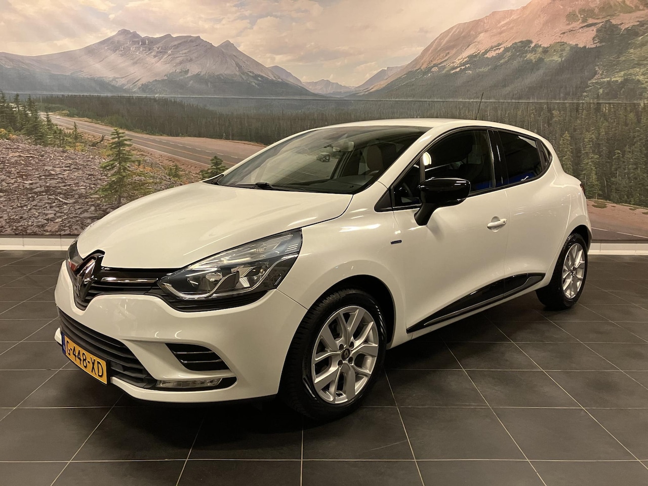 Renault Clio - 0.9 TCe Limited | Clima | PDC | 16" LMV | Blanc Nacre | Dealeronderhouden | Nette auto | - AutoWereld.nl
