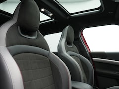 MINI Countryman - Cooper S E ALL4 JCW PHEV 220pk Dealer O.H | Panodak | JCW Alcantara Sportstoelen Verwarmd