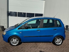 Fiat Idea - 1.4-16V Dynamic