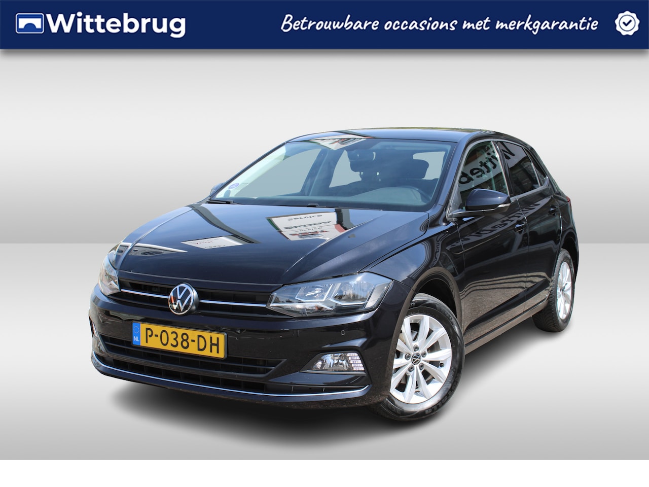 Volkswagen Polo - 1.0 TSI 95pk Highline / Navigatie / LM 15 inch / Parkeersensoren V+A / Adaptive cruise / V - AutoWereld.nl