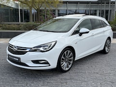 Opel Astra Sports Tourer - 1.6 Turbo Innovation / Pano / Alcantara leder / Camera / Full Option