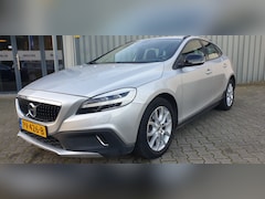 Volvo V40 Cross Country - 1.5 T3 NORDIC+ AUTOMAAT