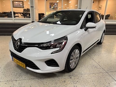 Renault Clio - 1.6 Hybrid 140 Navigatie Airco PDC Cruise Apple Android