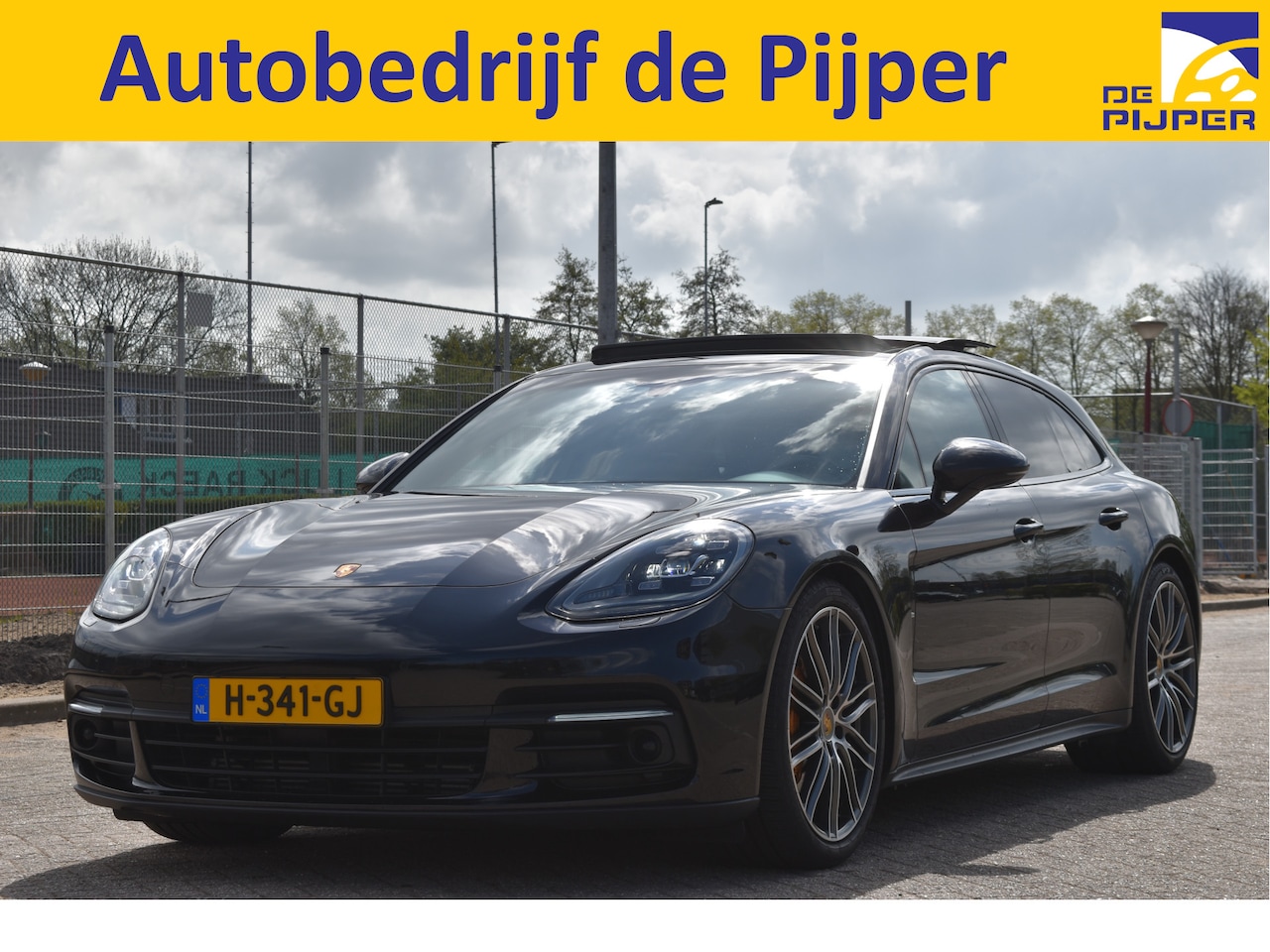 Porsche Panamera Sport Turismo - 4 3.0 Turbo | Open dak | Keyless | Luchtvering | Carplay | Mem.stoelen | Softclose | 4x st - AutoWereld.nl