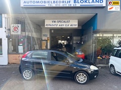 Fiat Grande Punto - 1.4-16V Sport/ met onderhoudshistorie, Airco, Sportvelgen, NAP en een nieuwe APK