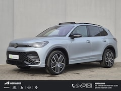 Volkswagen Tiguan - 1.5 eHybrid R-Line Business / Fabrieksgarantie tot 12-2027 / Trekhaak / CCS snellader / He