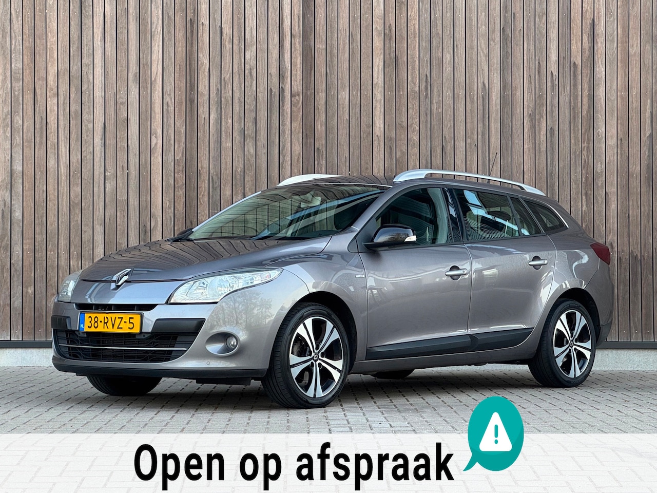 Renault Mégane Estate - 1.4 TCe BOSE 1.4 TCe Bose - AutoWereld.nl