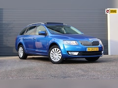 Skoda Octavia Combi - 1.6 TDI Elegance Businessline Pano/Navi/Clima/PDC