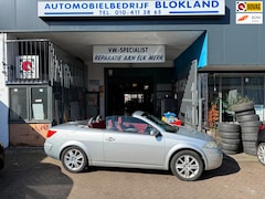 Renault Mégane coupé cabriolet - 2.0-16V Privilège Luxe/ Automaat/ met onderhoudshistorie, Airco, Cruise , NAP en een nieuw