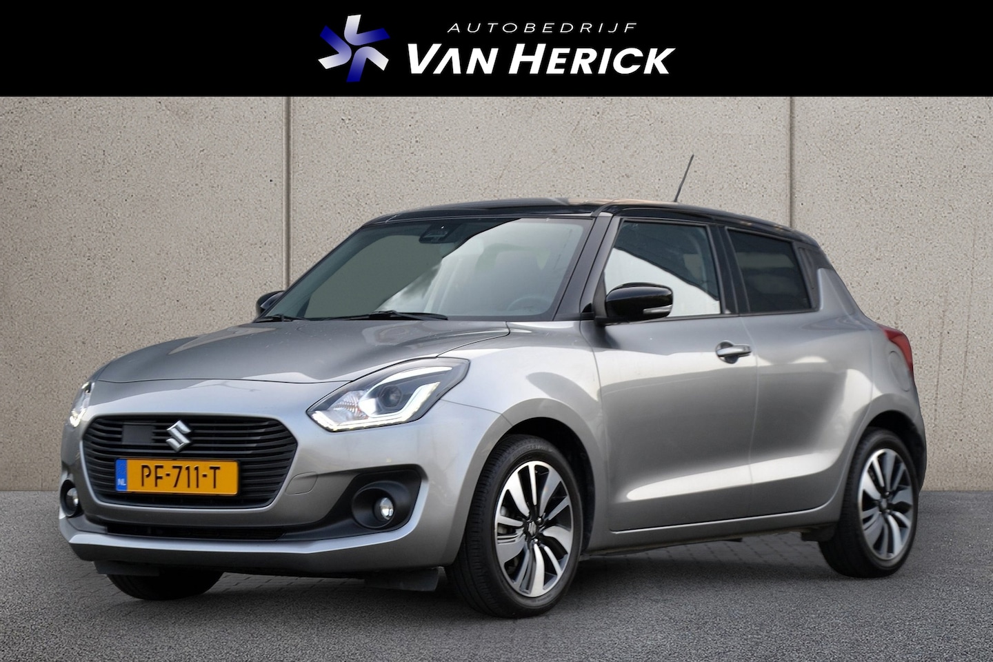 Suzuki Swift - 1.2 Stijl Automaat | Navigatie | Achteruitrijcamera | Climate Control - AutoWereld.nl