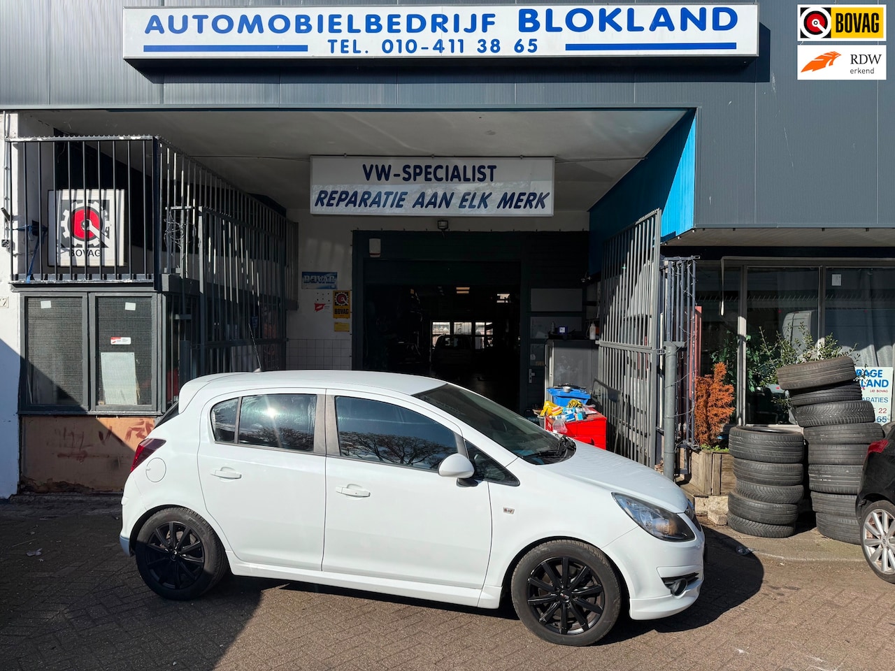 Opel Corsa - 1.6i GSi/ / met Onderhoudshistorie, Sportonderstel, GSI interieur, spoiler, Sideskirts,spo - AutoWereld.nl