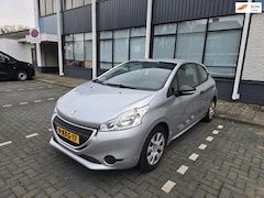 Peugeot 208 - 1.0 VTi Access Trekhaak Airco Nieuwe APK en Beurt