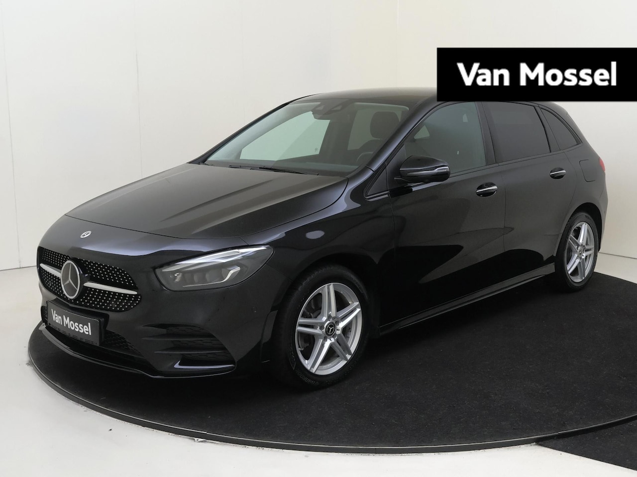 Mercedes-Benz B-klasse - 250 e AMG Line | Navigatie | Adaptive cruise control | Trekhaak - AutoWereld.nl