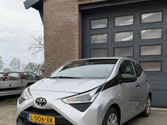 Toyota Aygo - 1.0 VVT-i x-fun Airco/5DRS/LED/NAP