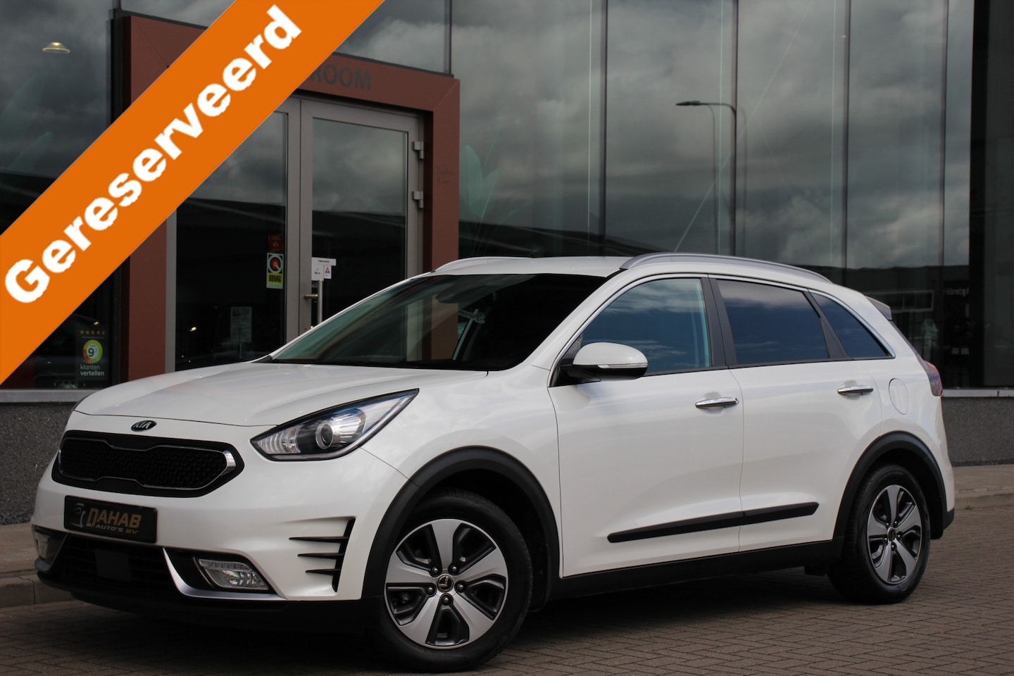Kia Niro - 1.6 GDi Hybrid DynamicLine | Stoelverwarming | ACC | Achteruitrijcamera | - AutoWereld.nl