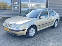Volkswagen Bora - 1.6-16V
