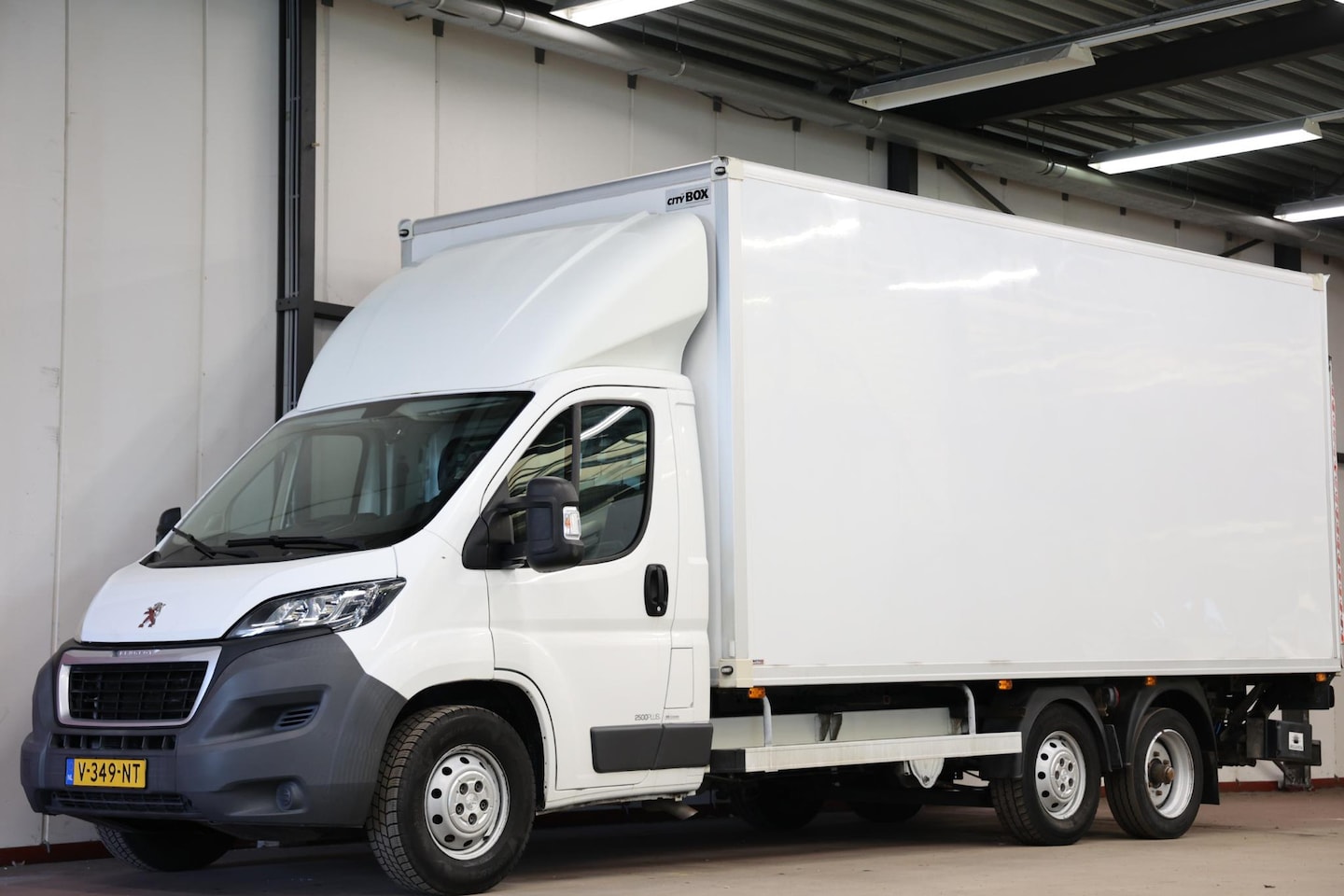 Peugeot Boxer - 2.0 BE COMBINATIE CLIXTAR - AutoWereld.nl