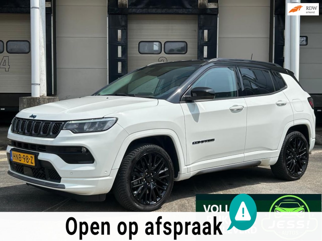 Jeep Compass - 4xe 240 Plug-in Hybrid Electric S / Lederen bekleding / Rijklaar geleverd - AutoWereld.nl