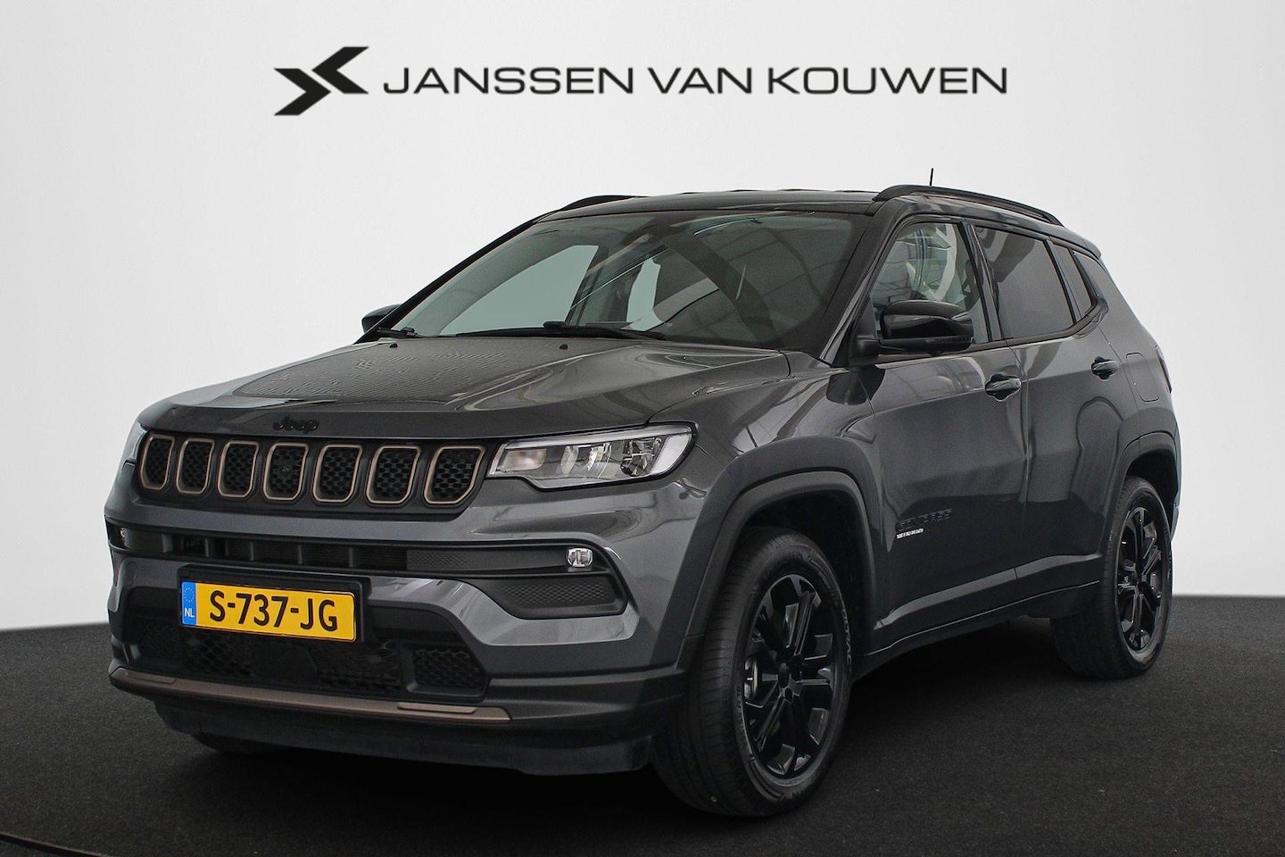 Jeep Compass - 4xe 240 Plug-in Hybrid Electric Upland SOH 97% Dodehoek Clima Apple Carplay - AutoWereld.nl