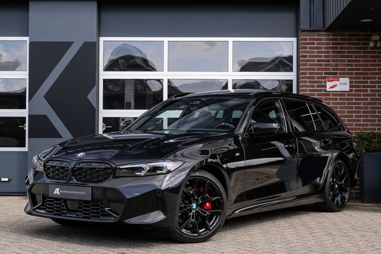 BMW 3-serie Touring - M340i xDrive | Panorama | M-Seats | H/K | Head-Up | ACC | 360° Camera | Trekhaak | Memory - AutoWereld.nl